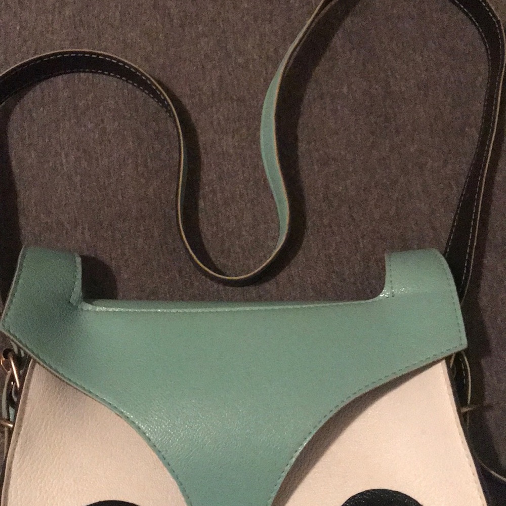 Owl Shoulder Bag - Picture 2 of 8